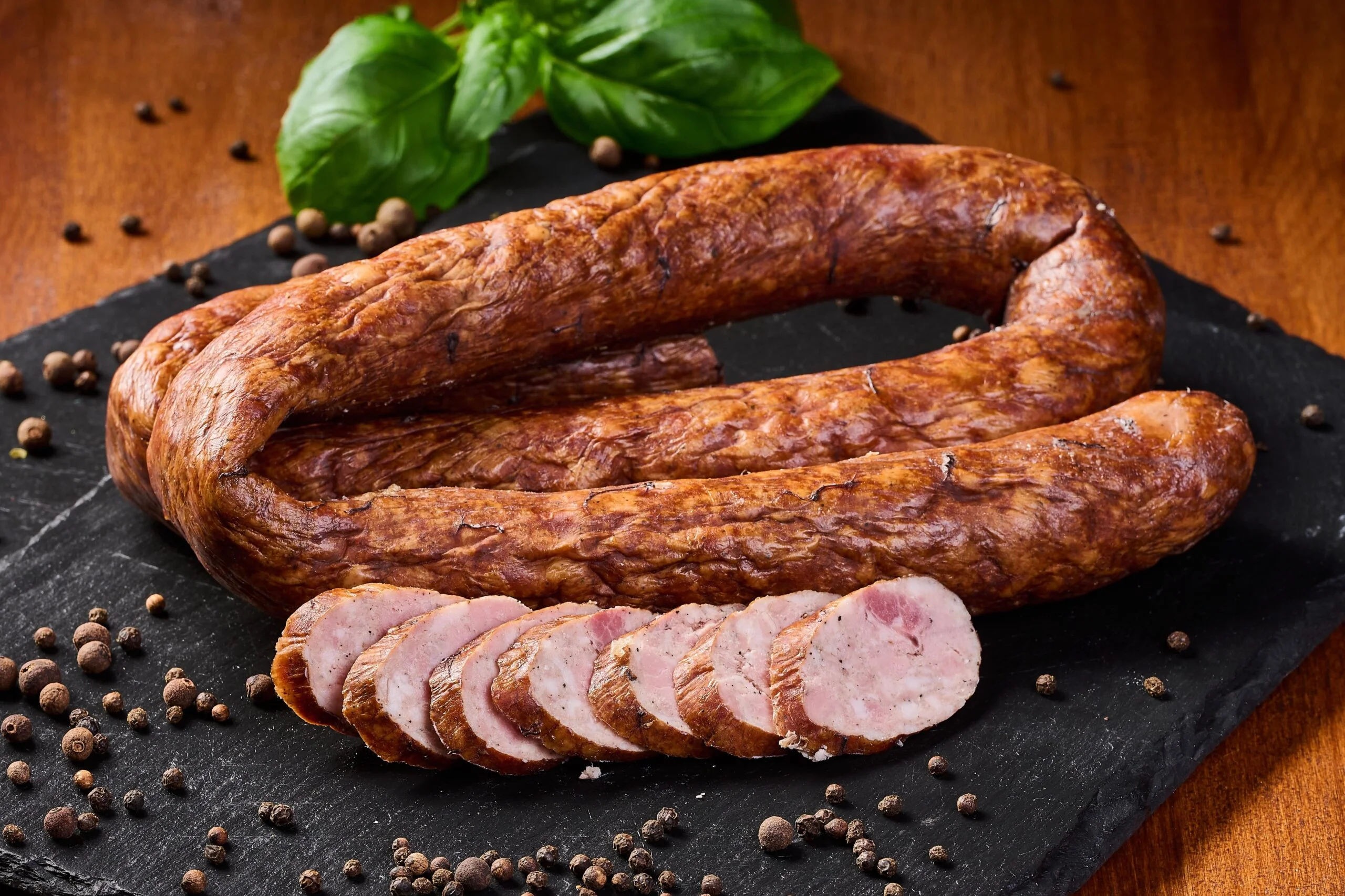 Historia Kiełbasy: Coś Więcej Niż Tylko Wędlina